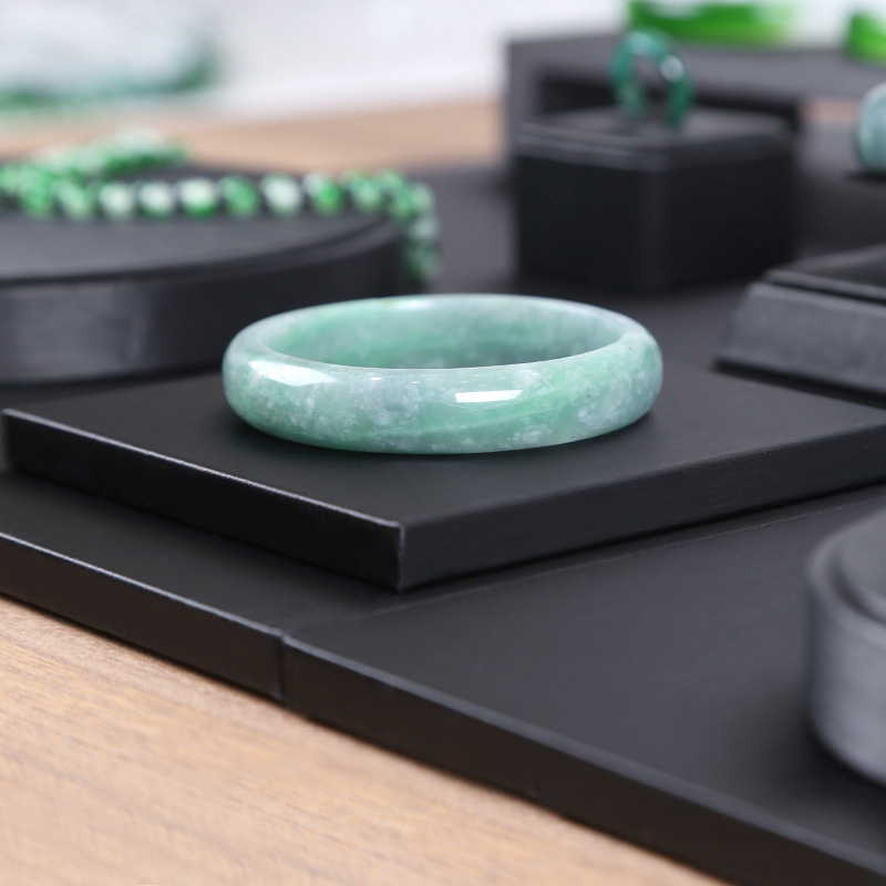 Black PU Leather Jewelry Displ - Display Risers Set recension och pris