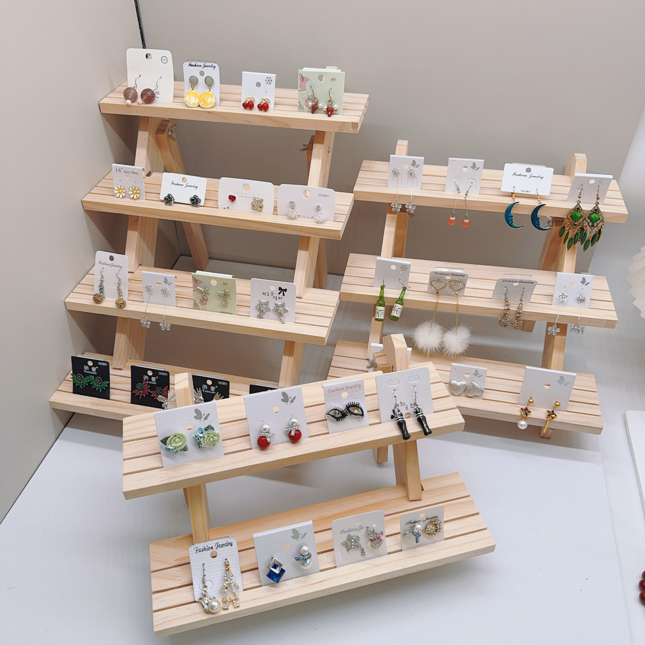 Ear Stud Holder Riser Multi-ti - Display Risers Set recension och pris